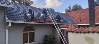 ROOF LEAKS REPAIRS, WATERPROOFING AND PAINTING..CALL VUSI 083 339 4598