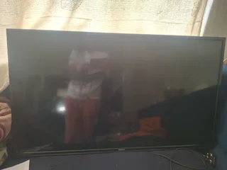 Tv sinqtec currently not in use the tv as black screen needs repairs