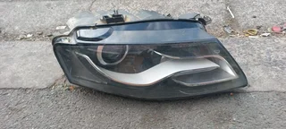 Audi A4 B8 right side headlight available for sale clean