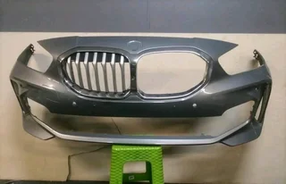 2019-2022 BMW 1.SERIES F40 FRONT BUMPER WITH GRILL FOR SALE