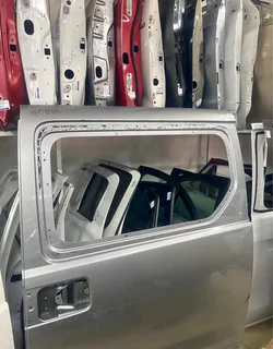 Hyundai H1 buss door available for sale clean clean