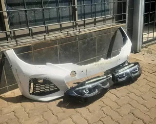 BMW G20 front bumper and headlights available for sale clean clean