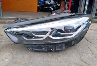 BMW 8 Series (G14, G15, G16) headlight