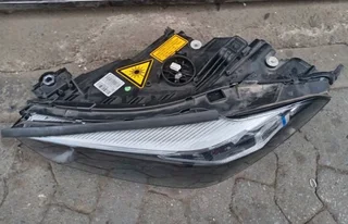 BMW 8 Series (G14, G15, G16) headlight