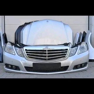 Mercedes Benz W212 Bonnet,headlights bumper available for sale clean