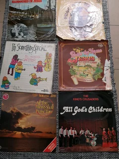 12 Christian records all on good condition