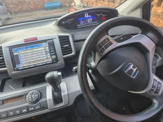 2012 Honda Freed Hatchback