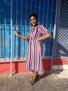 Am urgently looking a job stay out position or part time peace job work as helper cleaner ironing