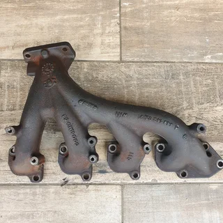M640 Exhaust Manifold