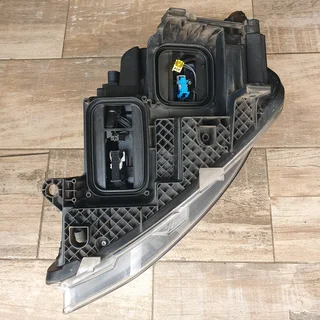 Double Xenon Headlights for Mercedes-Benz w447 Vito Class