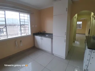 2 bedroom outbuilding for rent in Caneside