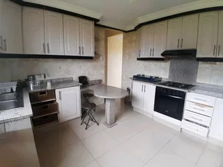 Neat 2 bedroom flat for sale in Longcroft