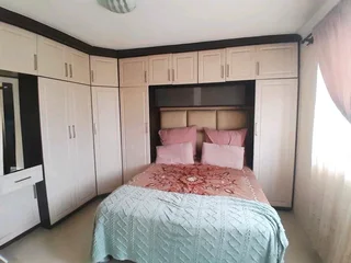 Neat 2 bedroom flat for sale in Longcroft