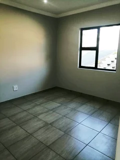 Neat and modern 2 bedroom apartment for rent in Longbury