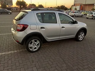 Renault Sandero Hatchback