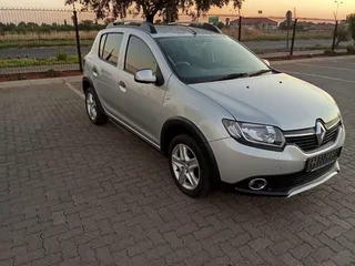 Renault Sandero Hatchback