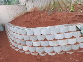 Retaining walls