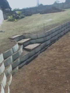 Retaining wall