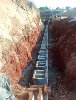 Retainer wall blocks