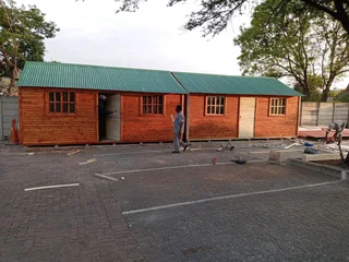 Bright Wendy's cash on delivery after don the job