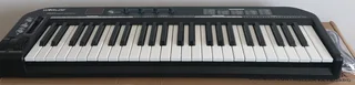 WORLDE 49-key and ALESIS Q25 MIDI keyboards. R1800