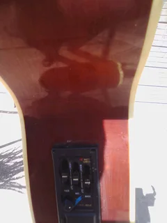 Sanchez 41-Inch Guitar + Build In Pickup R800onco