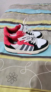 Adidas sneakers size 8