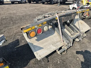 2 x Truck tail lifts