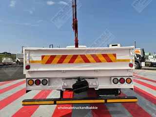 2001 Isuzu FTR800 Dropsides Crane truck