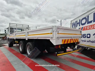 2013 Nissan UD QUON CW 26-370