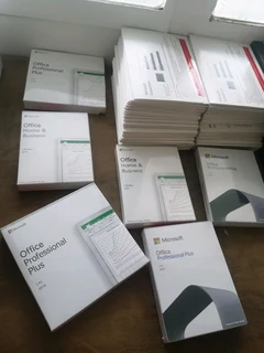 Microsoft Windows 11 Pro DVD Pack✔ BRAND NEW &amp; SEALED PACK✨ Price: R1,399 ✨Wholesale price: R599