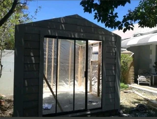 Wendy house &amp;Nutec house for sale