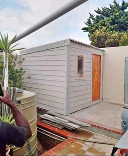 Wendy house &amp;Nutec house for sale