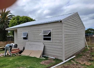 Wendy houses and Nutect house for sale