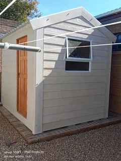 Wendy houses and Nutect house for sale
