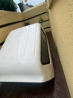 Nissan Np 200 courier canopy