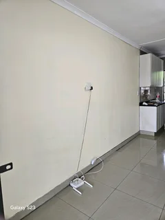 GRANNY COTTAGE TO LET KHARWASTAN CHATSWORTH