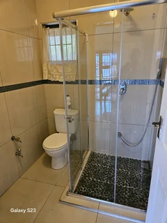 GRANNY COTTAGE TO LET KHARWASTAN CHATSWORTH