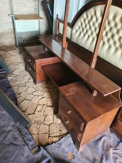 Bedroom set