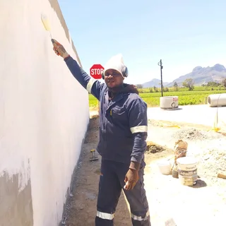 Experience in house keeping, gardener, cleaning, pet care