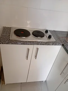 BACHELOR FLAT TO RENT