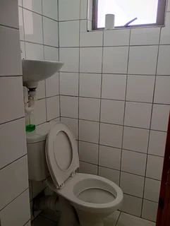 BACHELOR FLAT TO RENT