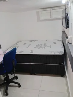 BACHELOR FLAT TO RENT