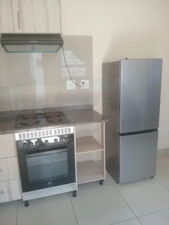 2 BED FOR SHARING AVAILABLE IMMEDIATELY AT GLENWOOD