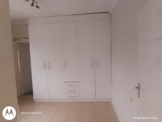 2 BED ROOM AVAILABLE IMMEDIATLE AT REAL ESTATE CARTMEL ROAD