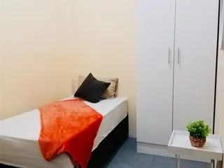 FURNISHED ROOMS TO RENT AVAILABLE IMMEDIATELY AT JOE SLOVO 114 DURBAN CBD