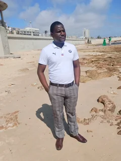 Hi this is Chris Malawian man 29 years old looking for job as garden boy my contact 0652214131