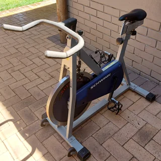 Schwinn Spinner Johnny G Exercise bike with Sigma 1106 computer