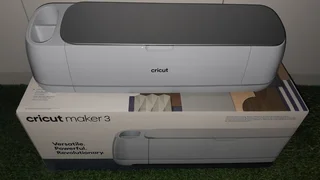 Cricut Maker 3. Smart Cutting Machine and Cricut EasyPress Mini combo