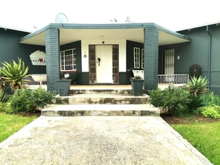 Charmy with the character 3 bedroom home with the flat for sale in Parys